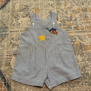 GUC vintage shortall with horse appliqué